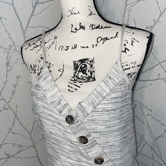 Caution to the wind faux wrap dress, Size Large - Picture 3 of 5